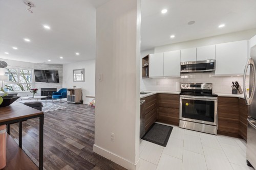 205-7465 Sandborne Avenue  Burnaby, BC V3N 4W7