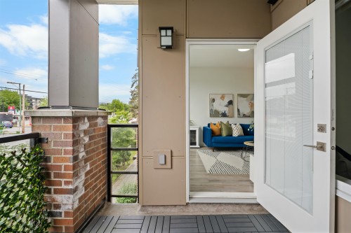 202-22577 Royal Crescent, Maple Ridge, BC - Outdoor With Exterior