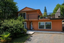 6440 Douglas Street  West Vancouver, BC V7W 2G2