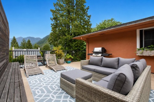 6440 Douglas Street, West Vancouver, BC - Outdoor With Deck Patio Veranda With Exterior