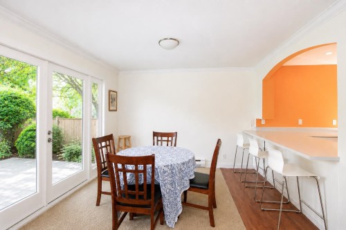 6440 Douglas Street, West Vancouver, BC - Indoor Photo Showing Dining Room