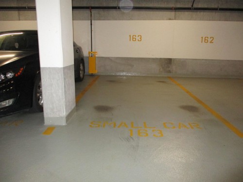 2304-3100 Windsor Gate, Coquitlam, BC - Indoor Photo Showing Garage