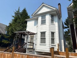 135 12th Avenue WVancouver, BC V5Y 1T6