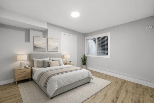 1211 Foster Avenue, Coquitlam, BC - Indoor Photo Showing Bedroom