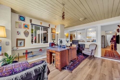 2322 Lawson Avenue, West Vancouver, BC - 