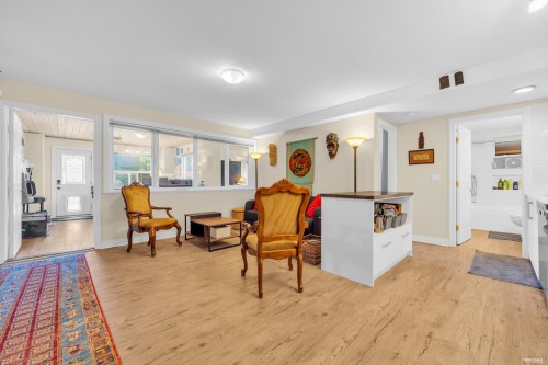 2322 Lawson Avenue, West Vancouver, BC - Indoor