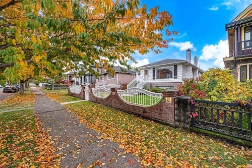 3136 53Rd Avenue E, Vancouver, BC - Outdoor