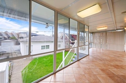 3136 53Rd Avenue E, Vancouver, BC - Indoor Photo Showing Other Room