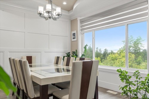 10166 Jackson Road, Maple Ridge, BC - Indoor Photo Showing Dining Room