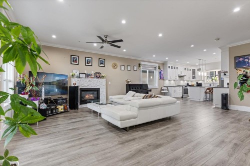 10166 Jackson Road, Maple Ridge, BC - Indoor Photo Showing Living Room With Fireplace