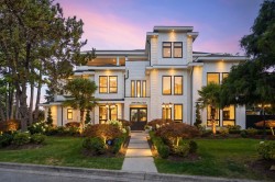 11540 Pelican Court  Richmond, BC V7E 3P4