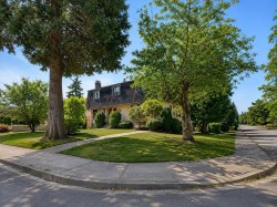 7507 Wright Street Burnaby, BC V3N 3W5