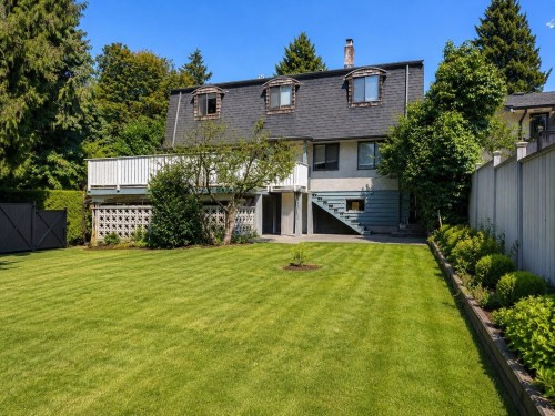 7507 Wright Street, Burnaby, BC - Outdoor