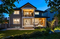 10166 247b Street Maple Ridge, BC V2W 0H1