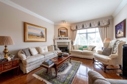 4-11358 Cottonwood Drive Drive Maple Ridge, BC V2X 5V5