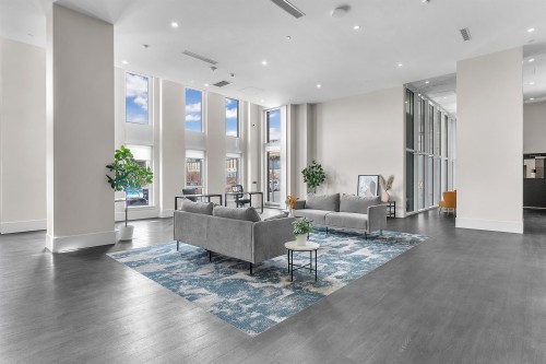 1506-901 Lougheed Highway, Coquitlam, BC - Indoor Photo Showing Living Room
