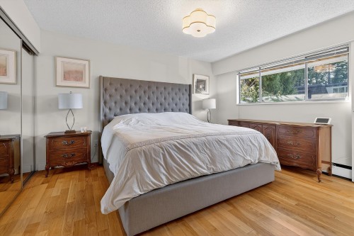 1838 Harbour Drive, Coquitlam, BC - Indoor Photo Showing Bedroom