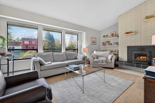1838 Harbour Drive, Coquitlam, BC - Indoor Photo Showing Living Room With Fireplace