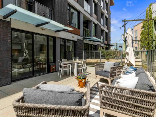 301-210 5Th Avenue E, Vancouver, BC - Outdoor With Deck Patio Veranda With Exterior