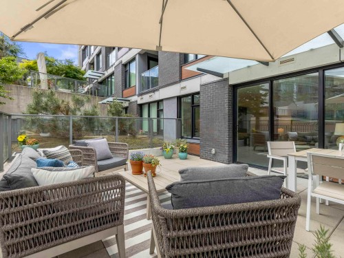 301-210 5Th Avenue E, Vancouver, BC - Outdoor With Deck Patio Veranda With Exterior