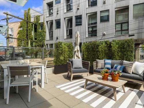 301-210 5Th Avenue E, Vancouver, BC - Outdoor With Deck Patio Veranda