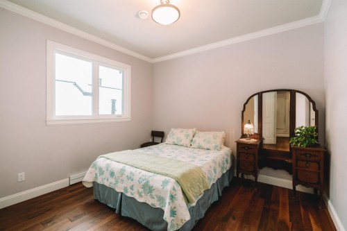 1845 Harbour Street, Port Coquitlam, BC - Indoor Photo Showing Bedroom