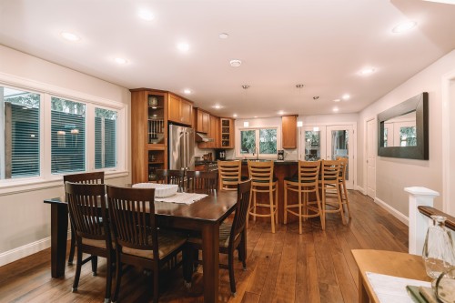 1845 Harbour Street, Port Coquitlam, BC - Indoor Photo Showing Dining Room
