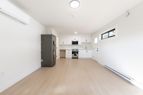4945 44 Avenue, Delta, BC - Indoor