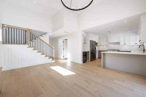 4945 44 Avenue, Delta, BC - Indoor Photo Showing Kitchen
