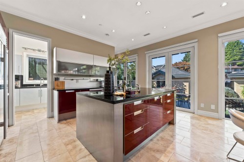 4333 Townley Street, Vancouver, BC - Indoor Photo Showing Kitchen