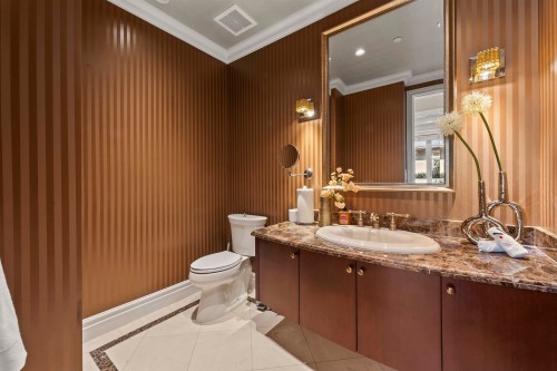 4333 Townley Street, Vancouver, BC - Indoor Photo Showing Bathroom