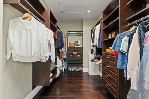 4333 Townley Street, Vancouver, BC - Indoor With Storage