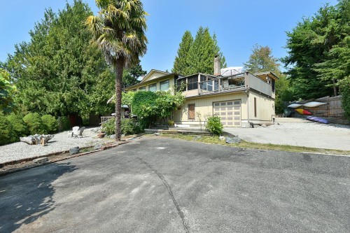 6450 Jasper Road, Sechelt, BC - Outdoor