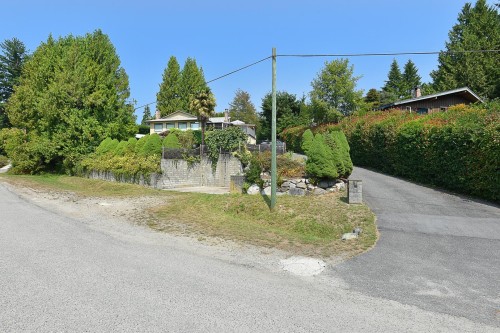 6450 Jasper Road, Sechelt, BC - Outdoor