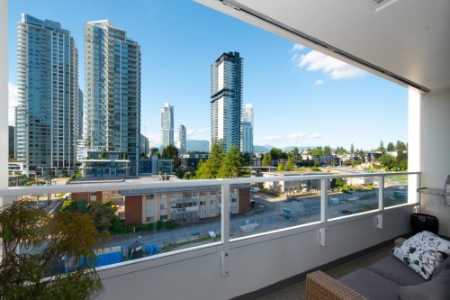 610-657 Whiting Way, Coquitlam, BC - Outdoor With Balcony