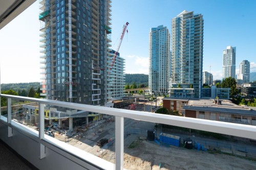 610-657 Whiting Way, Coquitlam, BC - Outdoor With Balcony With Facade