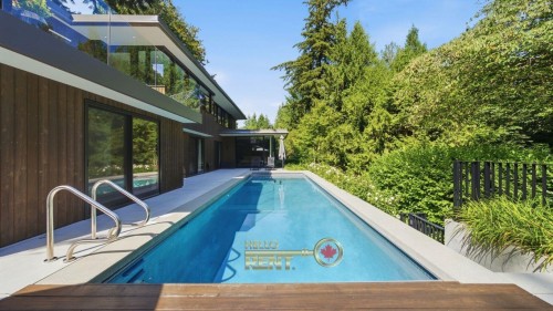 6510 Madrona Crescent, West Vancouver, BC - Outdoor With In Ground Pool