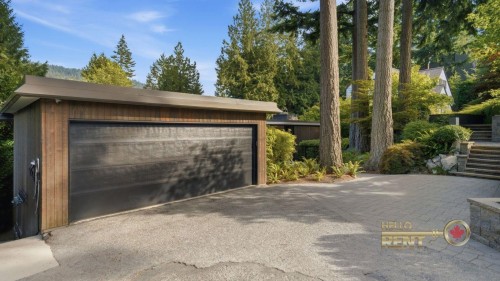 6510 Madrona Crescent, West Vancouver, BC - Outdoor