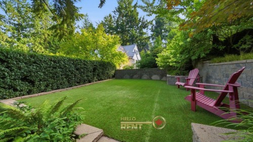 6510 Madrona Crescent, West Vancouver, BC - Outdoor