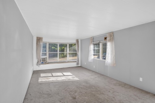 14-21163 Lougheed Highway, Maple Ridge, BC 