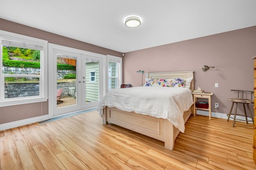 3017 Maplewood Court, Coquitlam, BC - Indoor Photo Showing Bedroom
