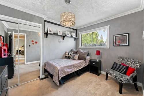 928 Merritt Street, Coquitlam, BC - Indoor Photo Showing Bedroom
