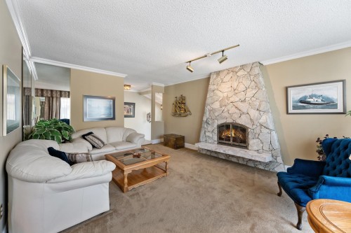 928 Merritt Street, Coquitlam, BC - Indoor Photo Showing Living Room With Fireplace