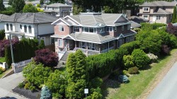 6087 Mckee Street Burnaby, BC V5J 2V6