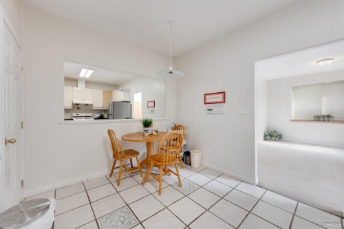 5177 Carson Street, Burnaby, BC - Indoor Photo Showing Dining Room