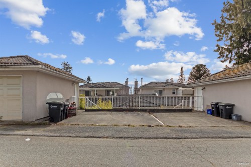 5177 Carson Street, Burnaby, BC - Outdoor With Exterior
