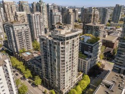 PH10-1082 Seymour Street  Vancouver, BC V6B 1X9