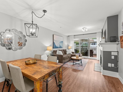 117-5900 Dover Crescent, Richmond, BC - Indoor Photo Showing Dining Room