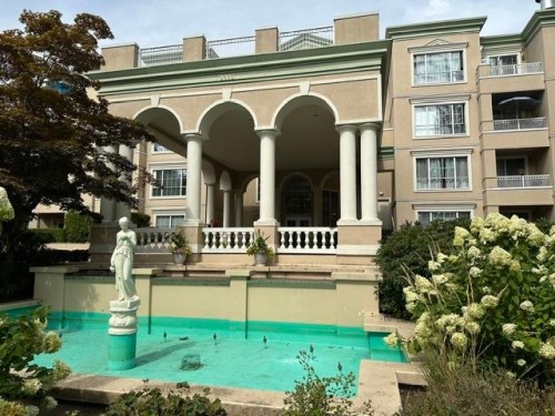 411-2995 Princess Crescent, Coquitlam, BC - Outdoor