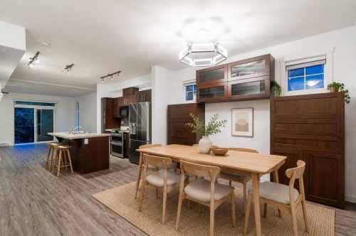 83-13819 232 Street, Maple Ridge, BC - Indoor Photo Showing Dining Room